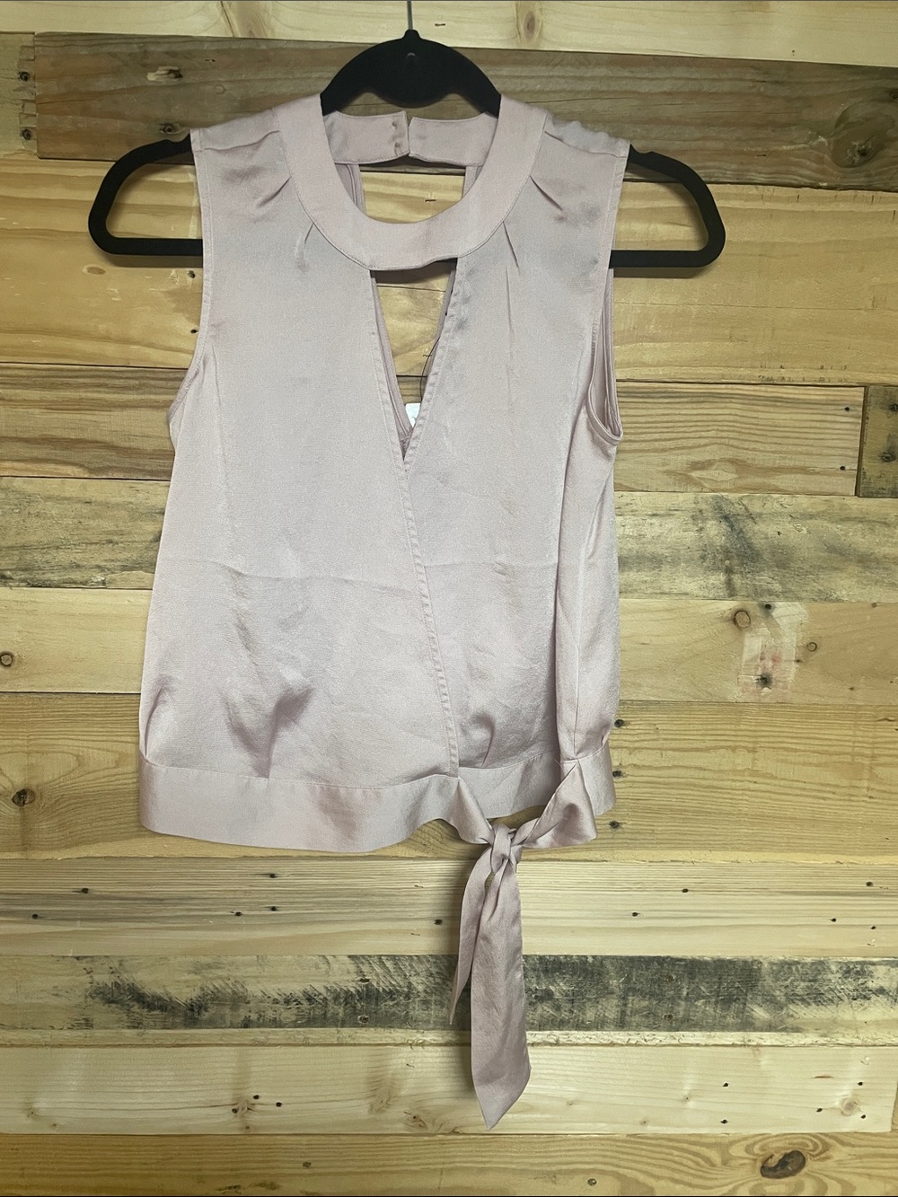 Express size XXS blush colored wrap around sleeveless lightweight slinky
Blouse